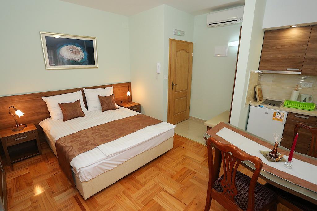 Apartments Ivana - Iva Задар Стая снимка