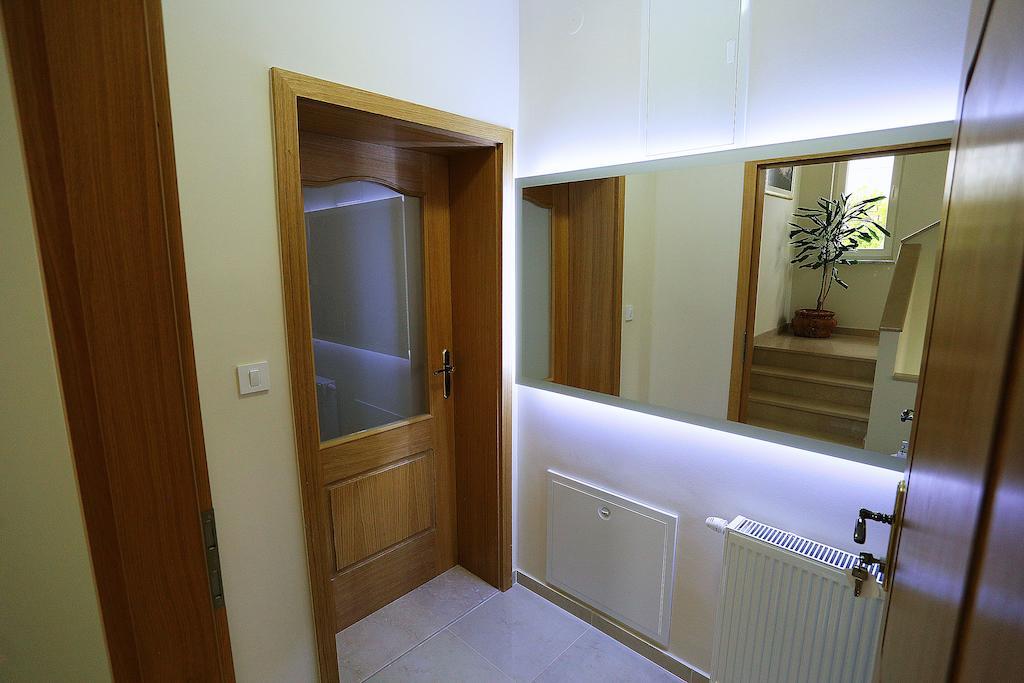 Apartments Ivana - Iva Задар Стая снимка