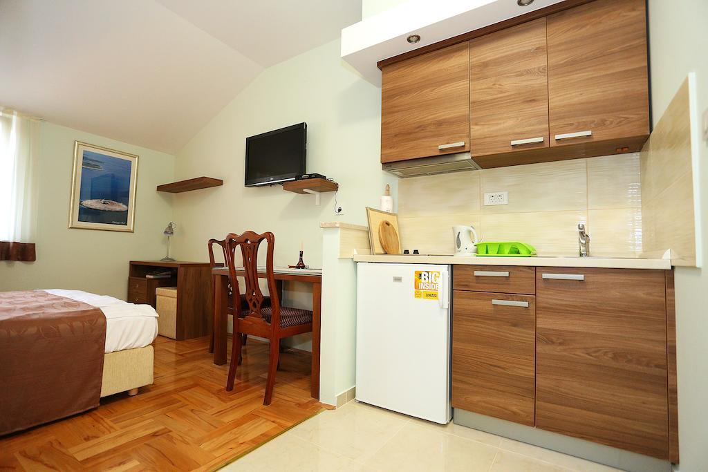 Apartments Ivana - Iva Задар Екстериор снимка