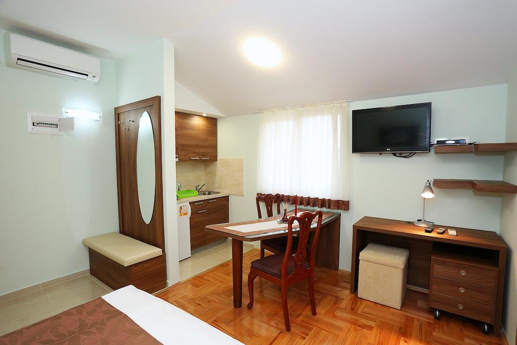 Apartments Ivana - Iva Задар Стая снимка
