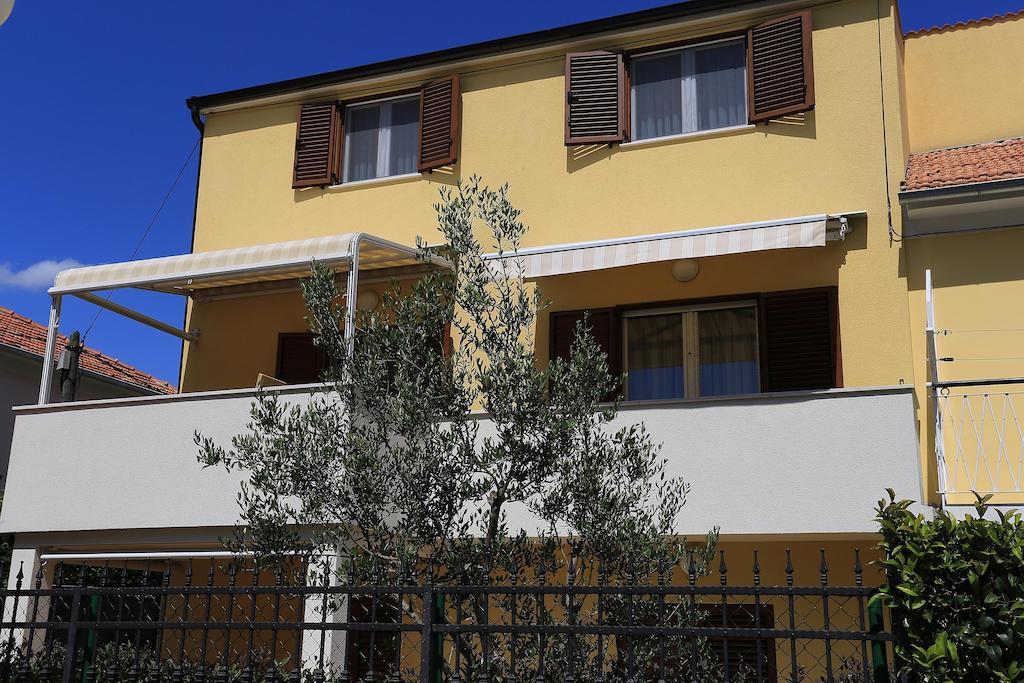 Apartments Ivana - Iva Задар Екстериор снимка
