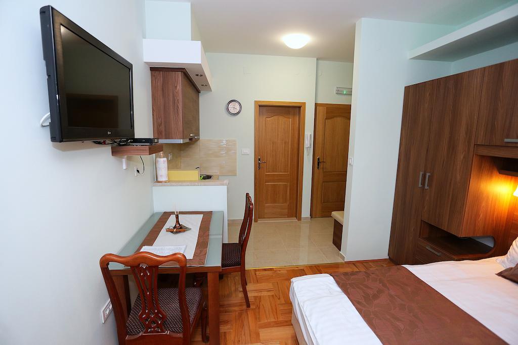 Apartments Ivana - Iva Задар Екстериор снимка