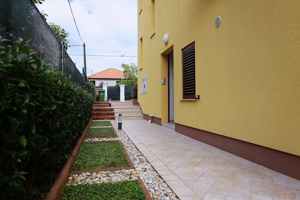 Apartments Ivana - Iva Задар Екстериор снимка