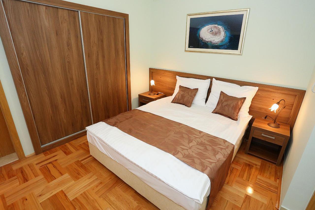 Apartments Ivana - Iva Задар Екстериор снимка
